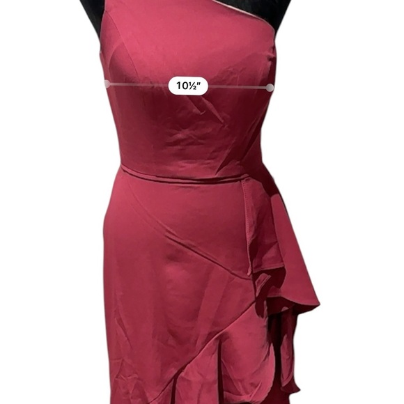 One-Shoulder Ruffle gown Burgundy Ieena for Mac Duggal Size 2 NWT - Picture 10 of 11